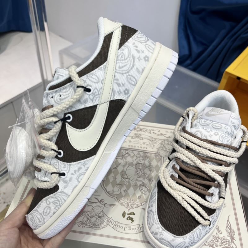 Nike Dunk Shoes